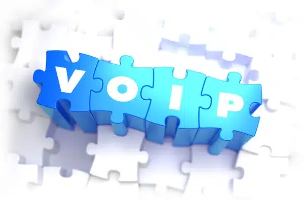 Puzzle stukjes waar voip op geschreven staat