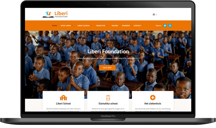 Website van Liberi Foundation op laptop