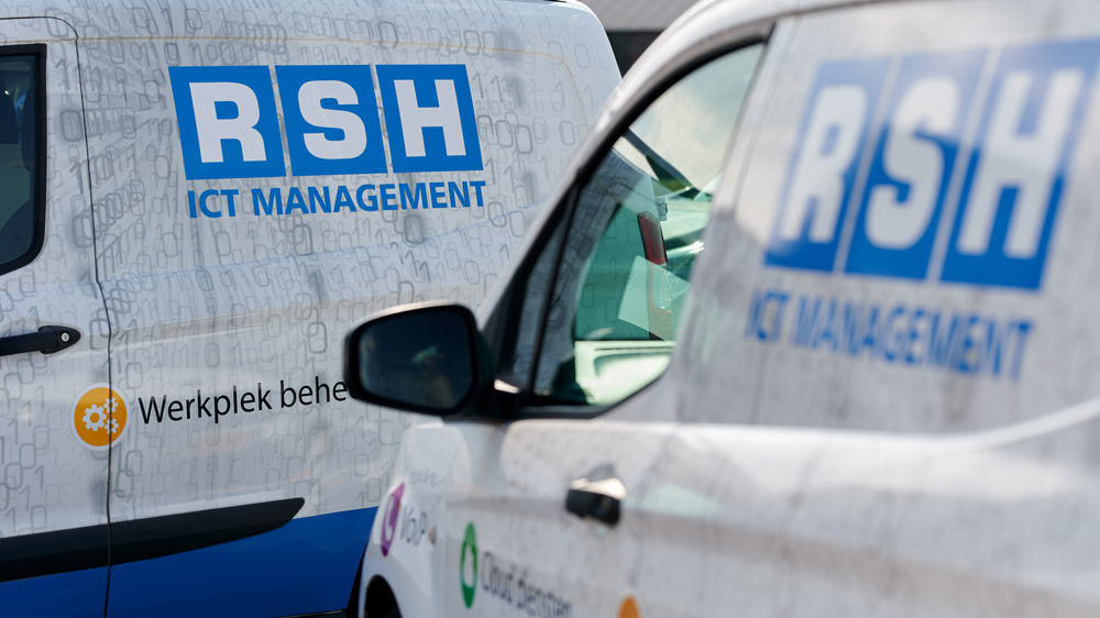 RSH ICT Management busje op de parkeerplaats 2